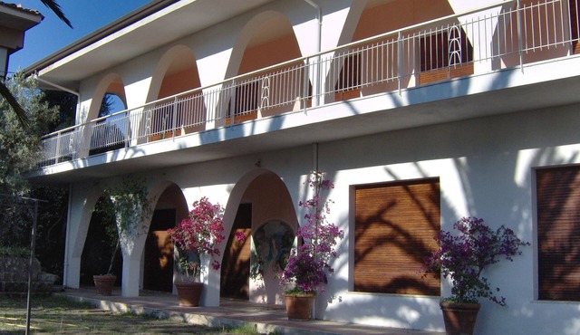 Beautiful and elegant Mediterranean-style villa,