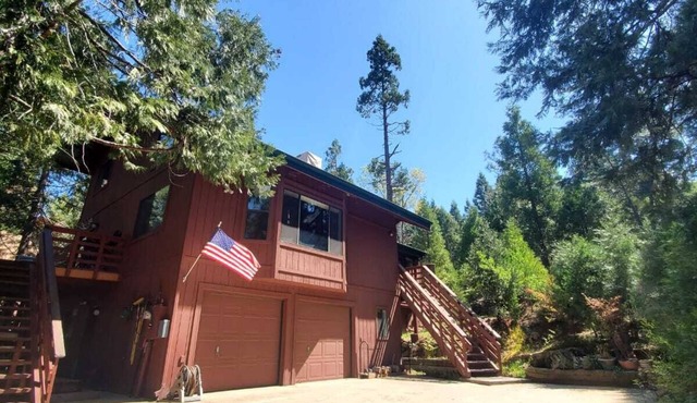 Beautiful Cedar Cabin