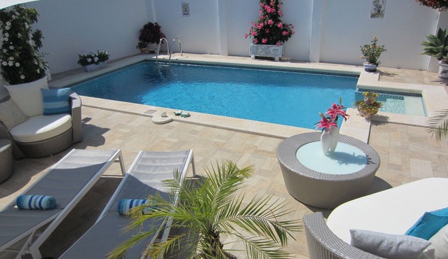 Boutique Bed & Breakfast Suite with Pool,Garden,Sunroom w/Panoramic Sea Views
