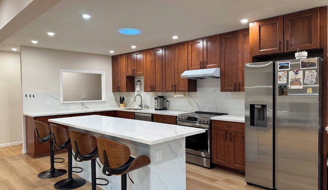 Bright and spacious home in San Leandro in San Leandro