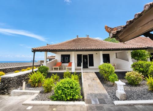 Bugbug Beach Resort