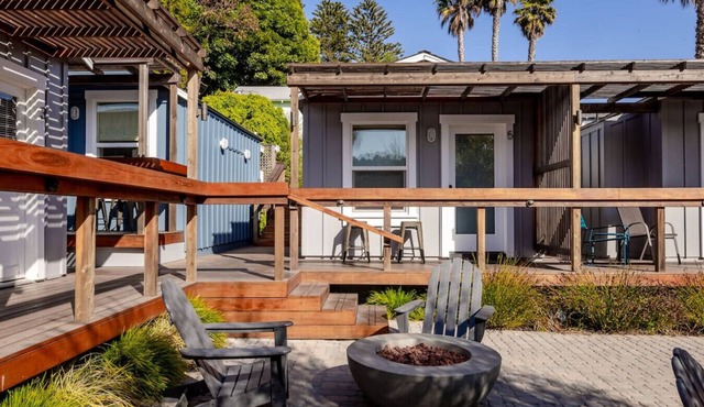 Casa Azul | King Bed Studio · Avila Beach