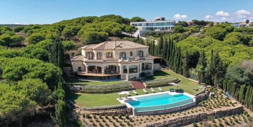 Casa Ceylan Luxury 8 Bed Villa with Sea, Golf & Mountain Views