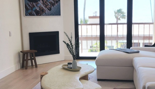 Casa Del Sol Malibu monthly luxurious condo rental in the heart of Malibu.