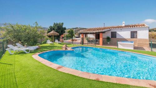 Casa Tobalo Hijo Almachar by Ruralidays