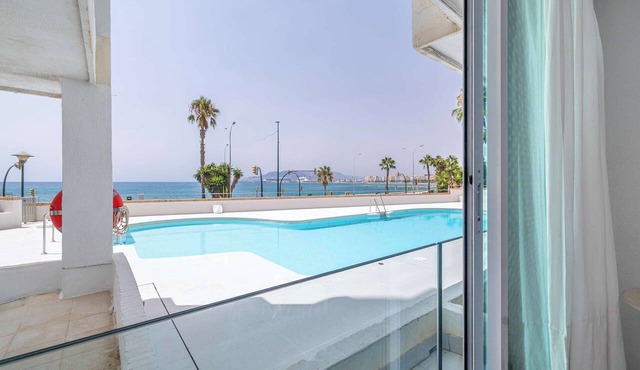 Charming 1 BR apartment with Seaview and Pool