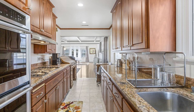 Charming 3-bedroom villa with Wi-Fi, AC in fantastic Location