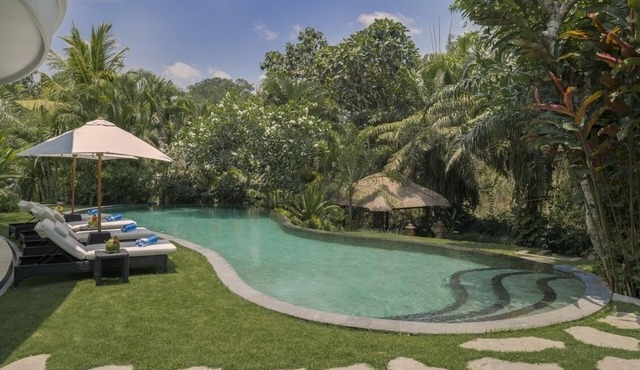Charming 7BR Villa In Tabanan! - 12Min Drive To Famous Tanah Lot Temple! W/Pool!