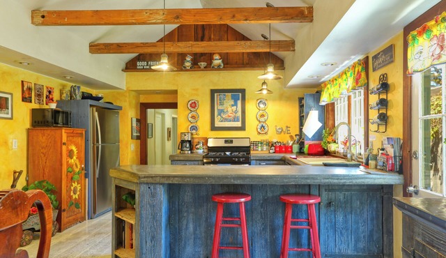 Charming Arroyo Cottage walking distance from Old Town Arroyo