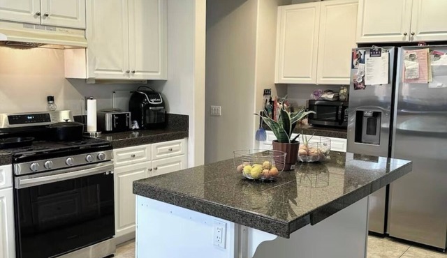 Charming Garden Retreat 1-bd with AC, fitness room in awesome San Jacinto CA