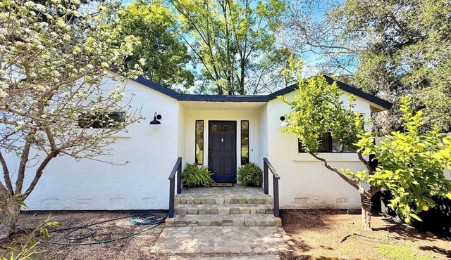 Charming Private Cottage in Ojai