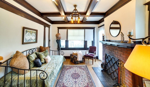 Charming Redlands Duplex Near Park w/Shared Yard