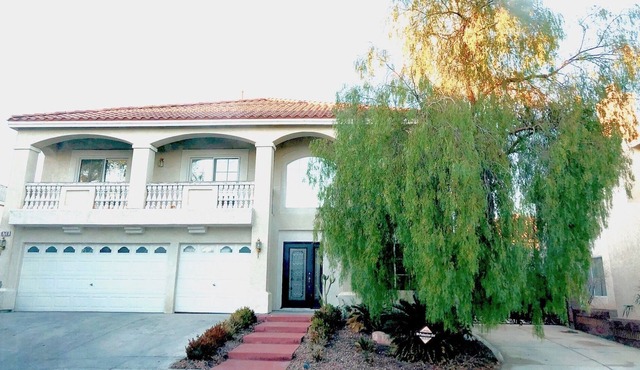 Charming Villa 5BR 3BA Pool+Spa