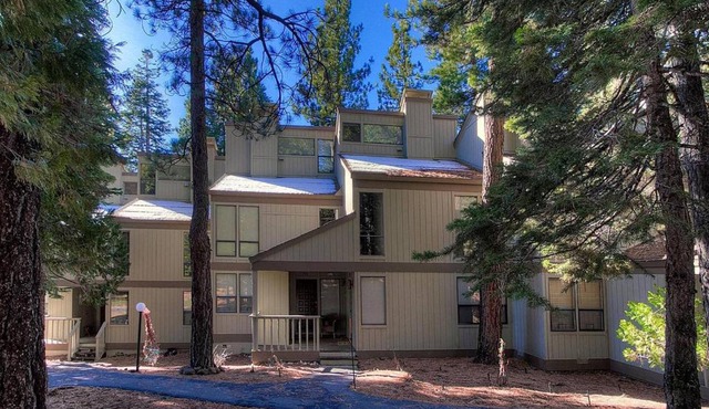 Cheyennes Place by Lake Tahoe Accommodations