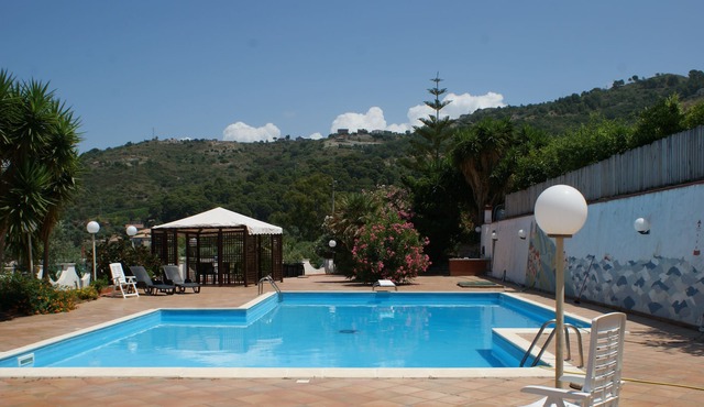 CILENTO PANORAMIC LARGE VILLA WITH POOL - 8 PEOPLE