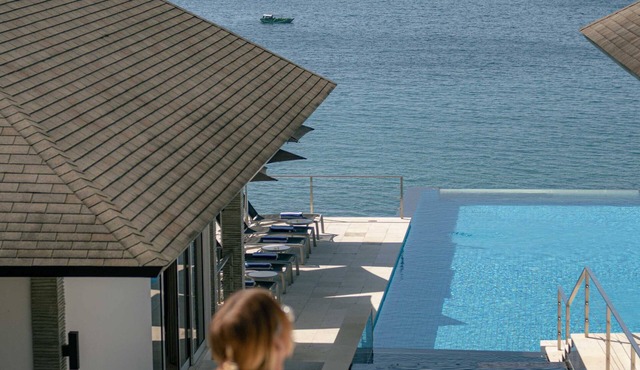 Cliffside Luxury Villa with Infinity Pool & Panoramic Ocean Views