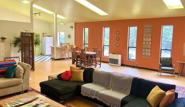 Close to Hiking, Beaches, Mendocino, Fort Bragg- Pets ok with pet fee