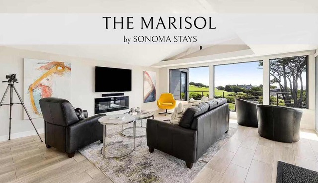 Coastal Tee Lodge by Sonoma Stays - Ocean Views