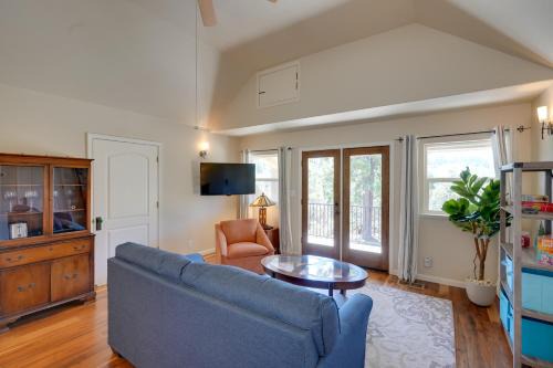 Colfax Getaway w/Hot Tub, Mountain Views!