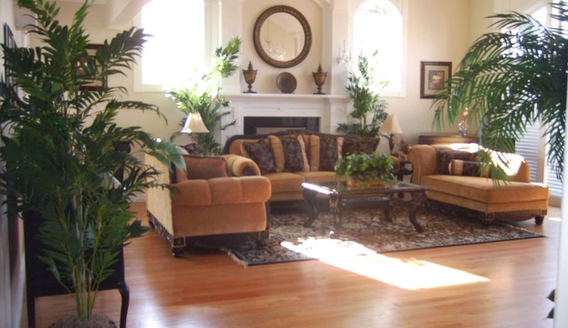 Comfortable and spacious 5-bedroom villa Sleeps 16 in Bothell