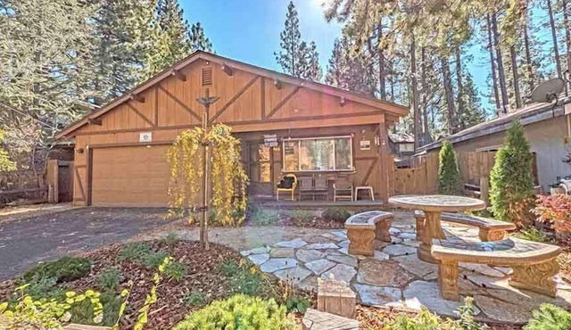 Conveniently located Near Skiing and Beaches - Affordable, Adorable -948M~