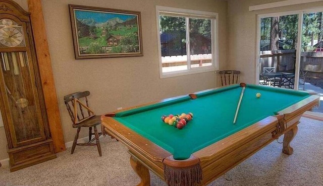 Corner Pocket Chalet | Pool Table | Backyard | BBQ