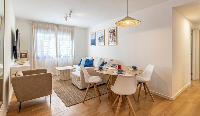 Cozy Beachfront Apartment in Pedregalejo, Málaga