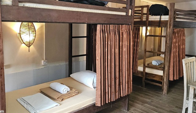 Cozy Hostel. Female 4 bed Dorm Restup! Umalas