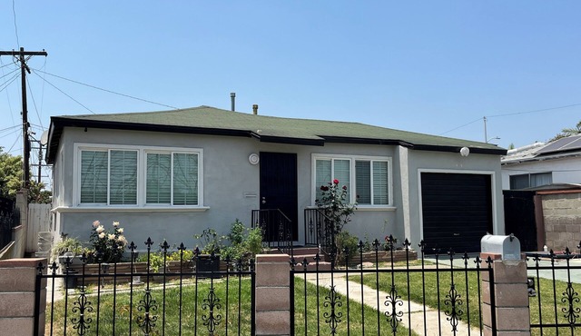 Cozy House in East LA