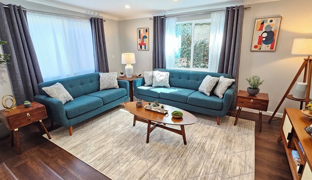 Cozy LA Living