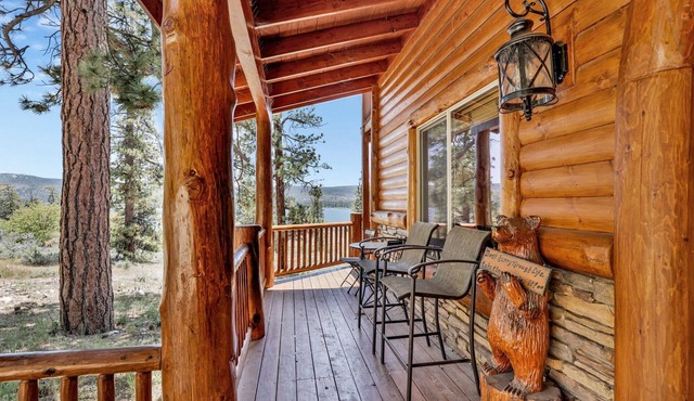 Cozy Lakeview Hideaway #2261