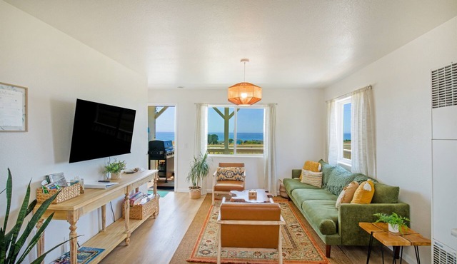 Cozy Oceanview Hideaway#2 on Golf Course/Airport