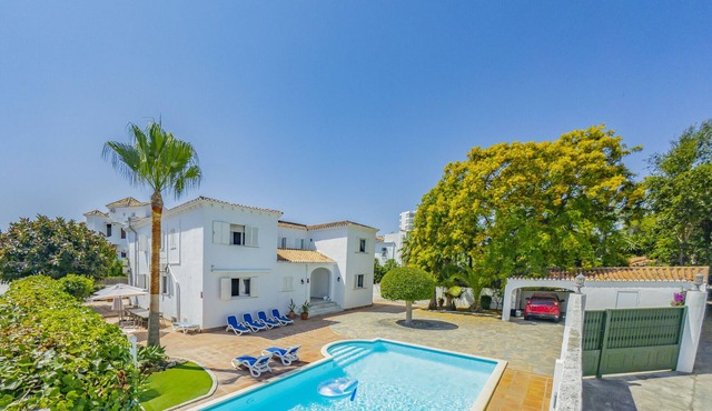 Cubo's Villa La Butibamba/near the beach/private pool/air conditioning/free Wi-Fi