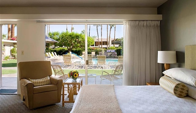 Desert Hills - 21 and Over - A Town & Desert Boutique Hotel