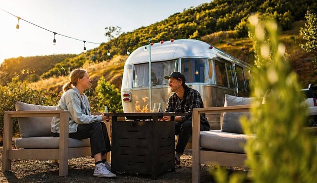 Design-Led Glamping Escape Near Yosemite