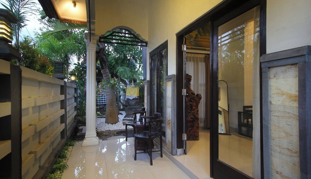 Dhanya Villa Lovina by Parigata