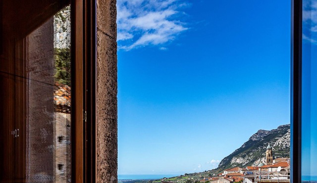 Dimora del Duca Luxury apartment- minutes from Paestum and wonderful beaches