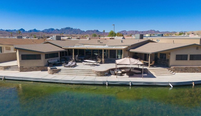 Dock Holiday – The Keys Favorite | Wild West River Escape