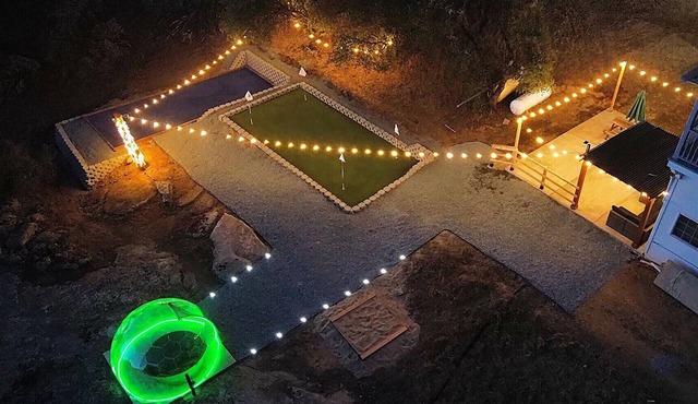 Dome|Golf&Sim|Bocce|Theater|HotTub|Sauna|ColdPlnge
