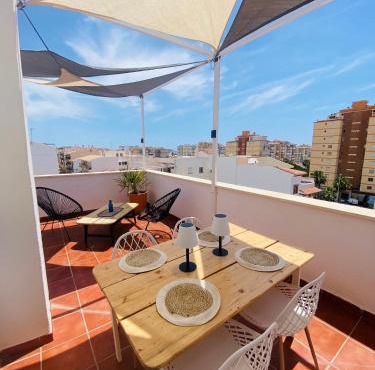 Duplex with private Rooftop and views