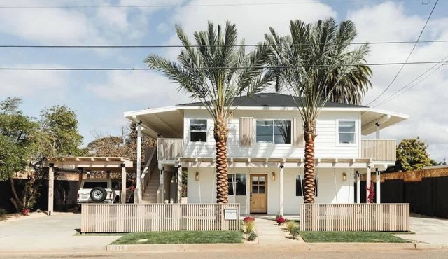 Elegant 2BR with Outdoor Space