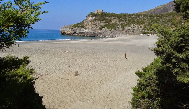 Elegant Grace house with private garden 200 meters from the beach, 5 p. L.