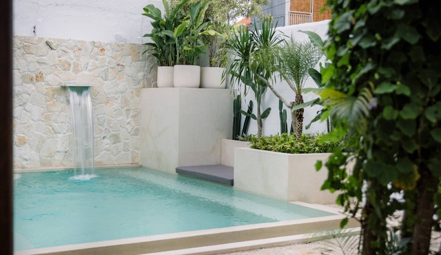 Enjoy a stylish experience at this centrally-located place.
