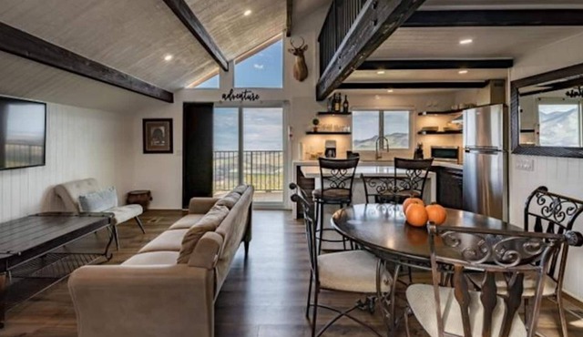 Epic Views: 15mi from Palm Desert, 3 Private Acres