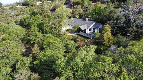 EPIC VIEWS, Large Deck, BBQ, Private, Close to Julian, Great for Families or Entertaining
