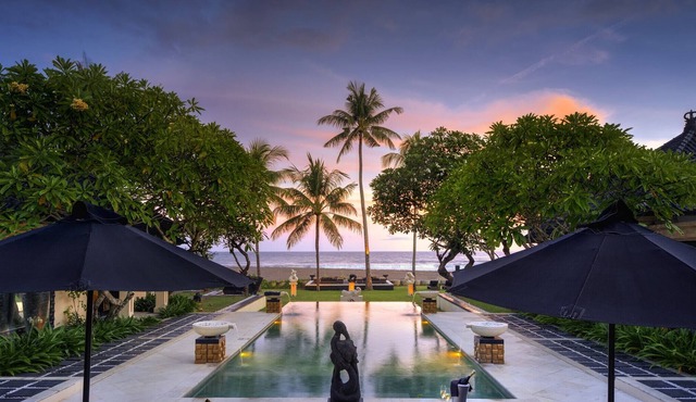 Exclusive & Stylish Ocean View Villa with Private Chef