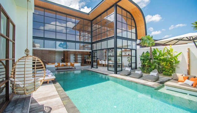 Exclusive Villa with Breathtaking Views, Bali Villa 2169