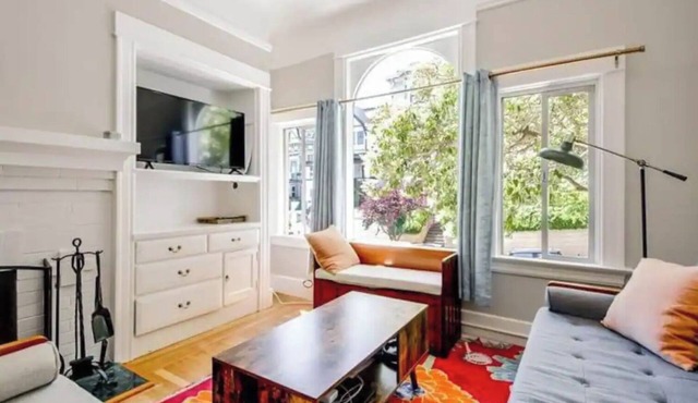 Explore the City from the Beautiful, Victorian, Liberty Hill
