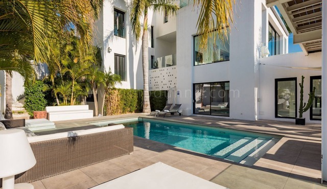 Extreme Luxury Villa - Modern and great location