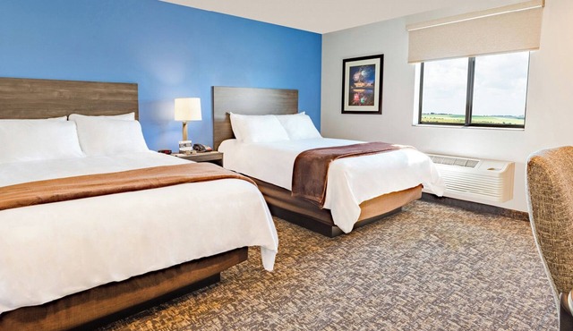 Family Adventure Awaits: Pet-Friendly Room w/Kitchen Near Scenic Lake Tahoe